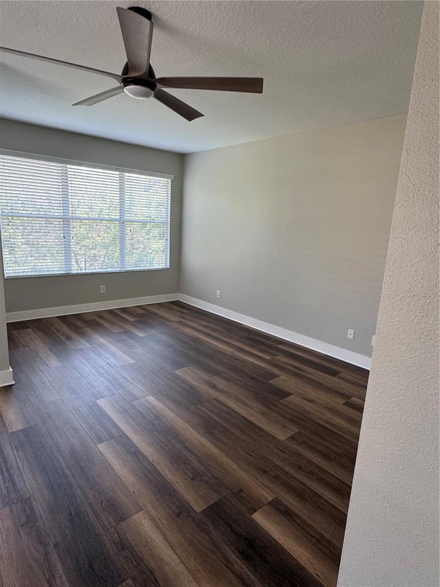 Image 14 of 28 For 12631 Silverdale Street