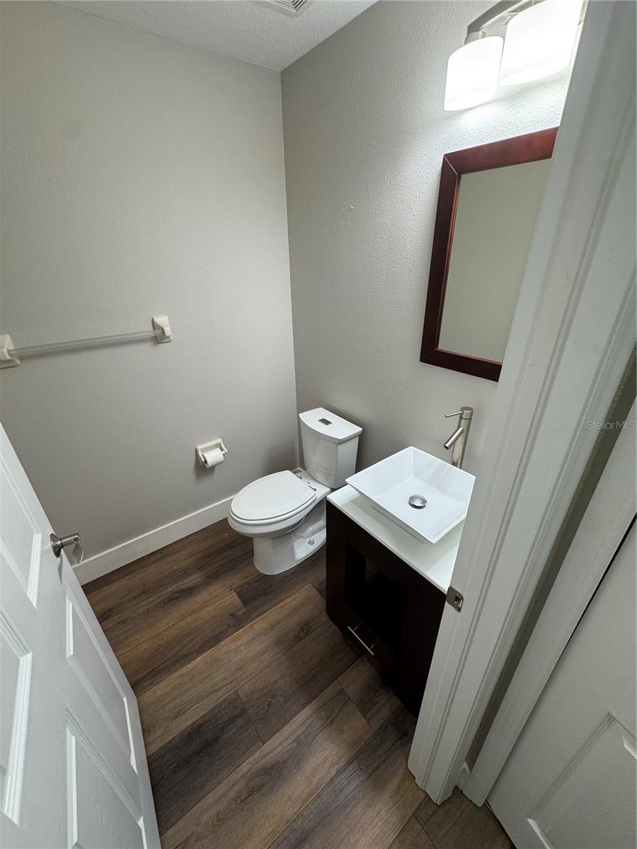 Image 19 of 28 For 12631 Silverdale Street
