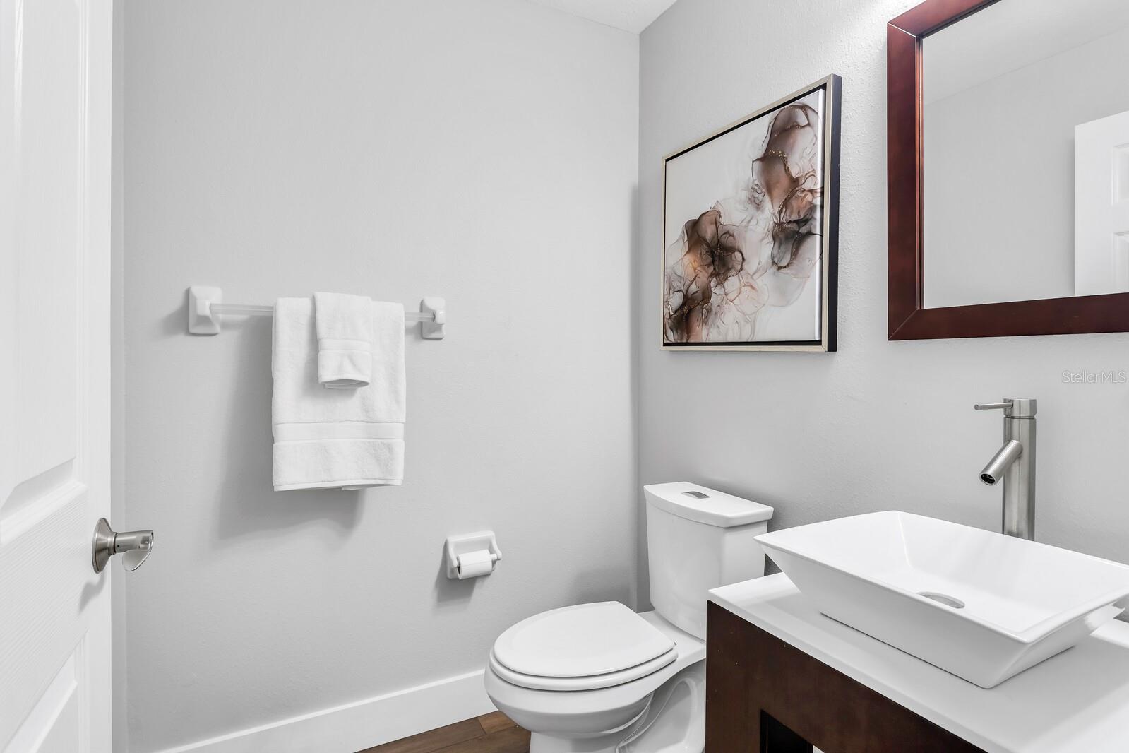 Image 34 of 41 For 12631 Silverdale Street