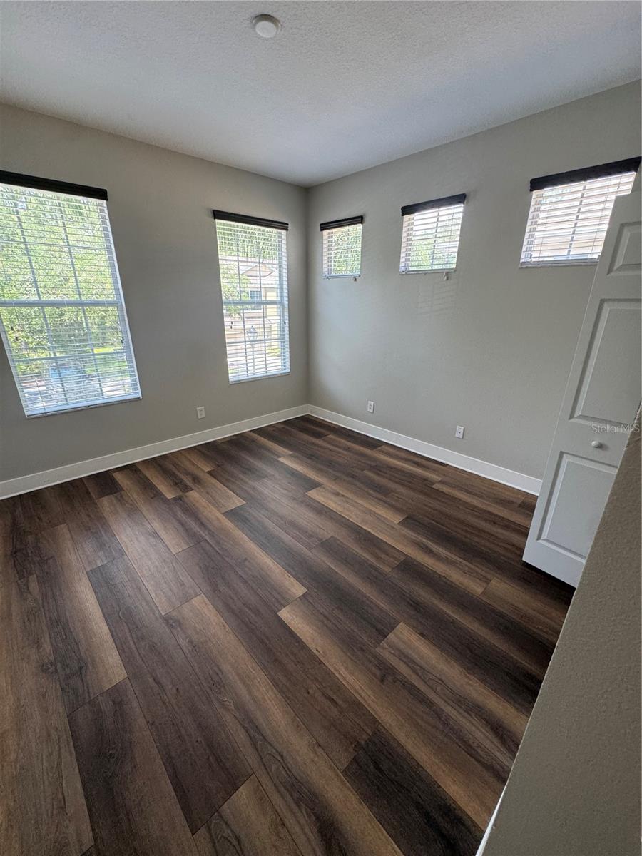 Image 7 of 28 For 12631 Silverdale Street