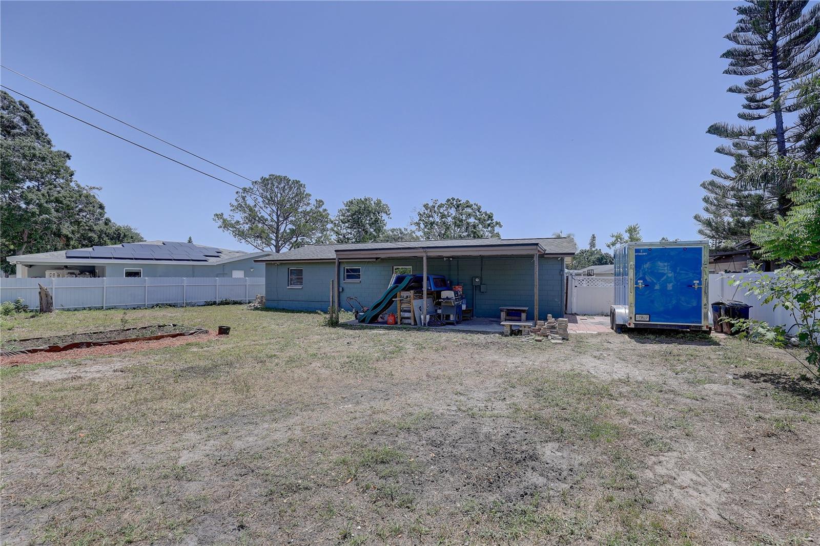 Listing photo id 22 for 9240 53rd Way N