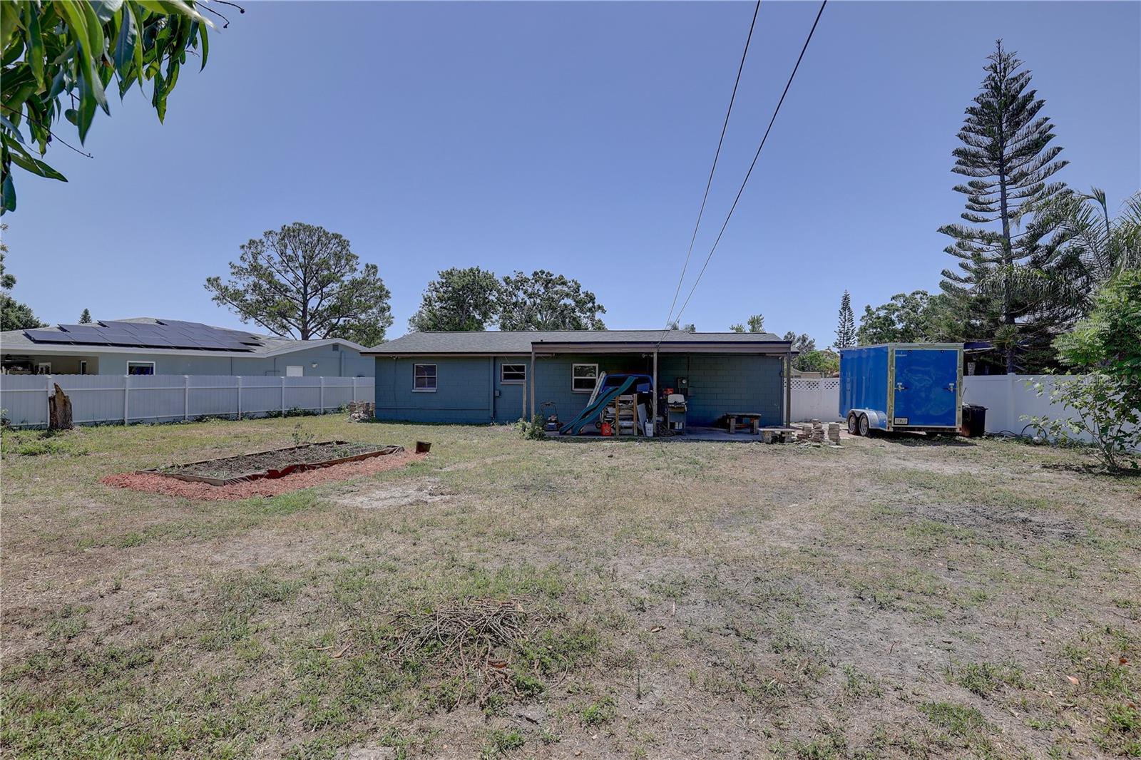 Listing photo id 23 for 9240 53rd Way N