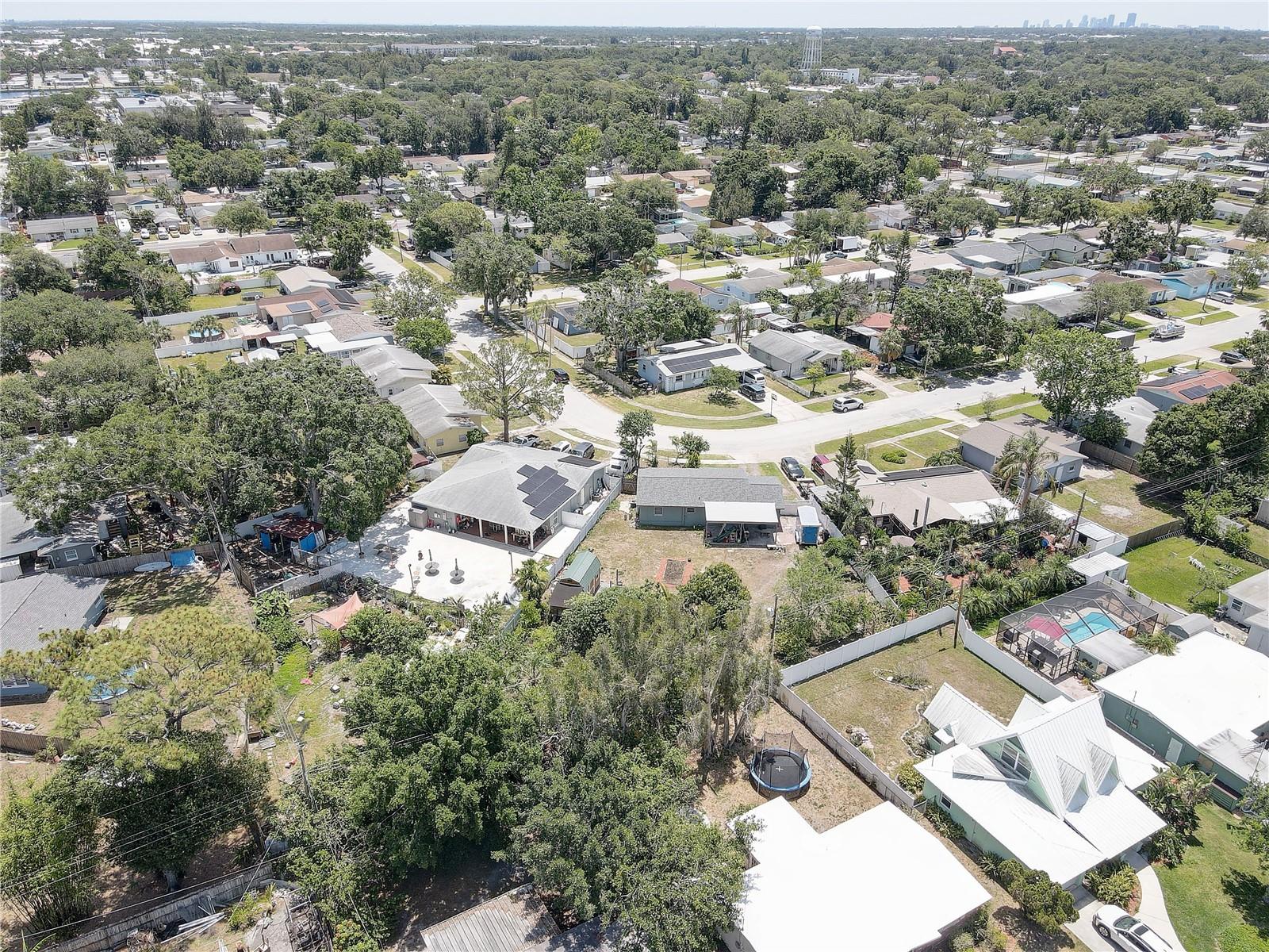 Listing photo id 29 for 9240 53rd Way N