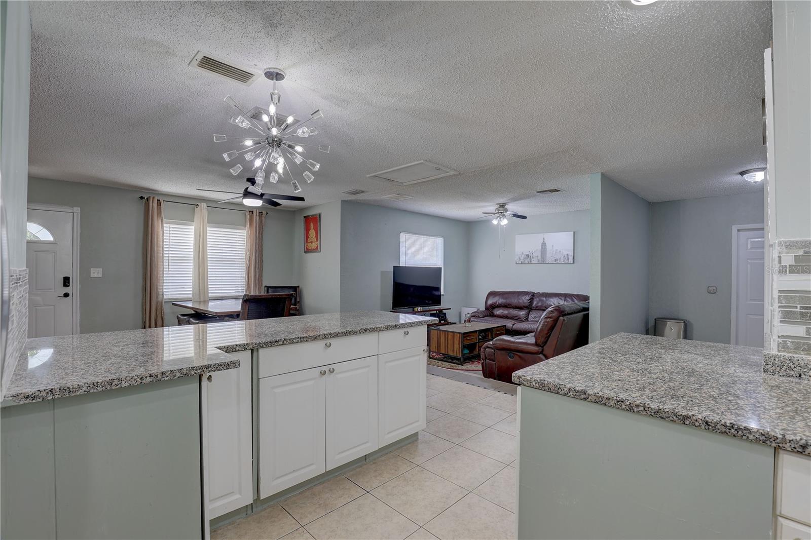 Listing photo id 6 for 9240 53rd Way N