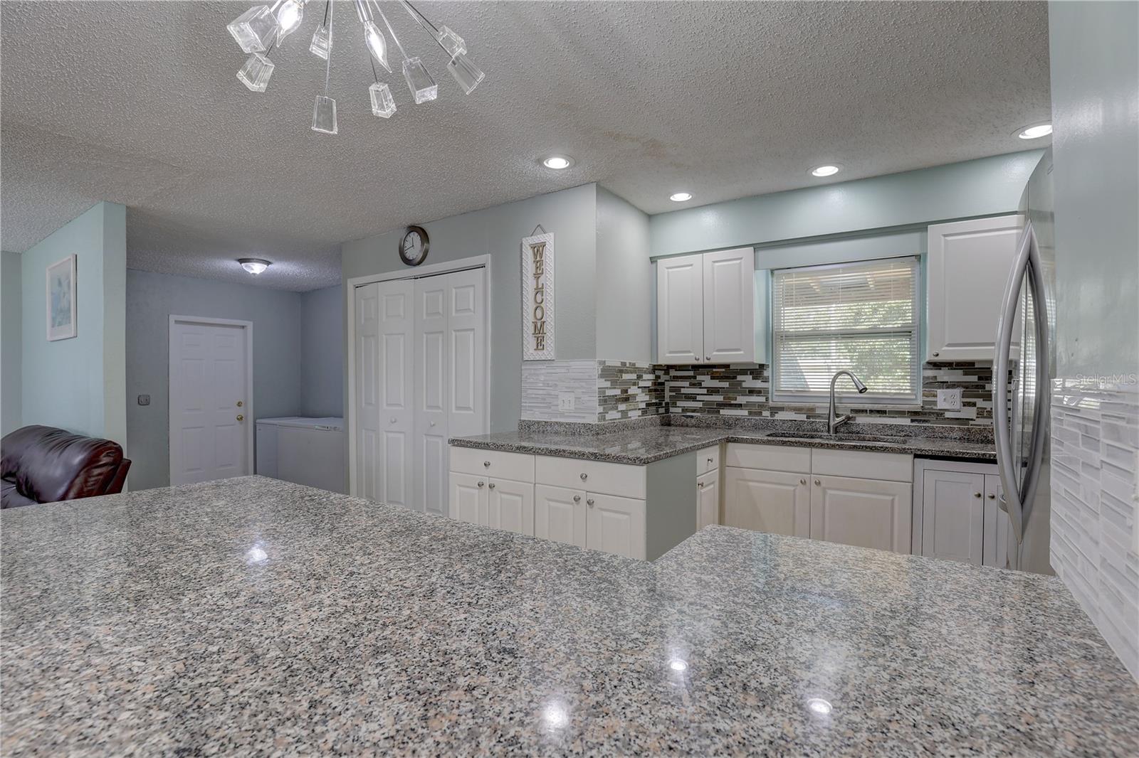 Listing photo id 7 for 9240 53rd Way N