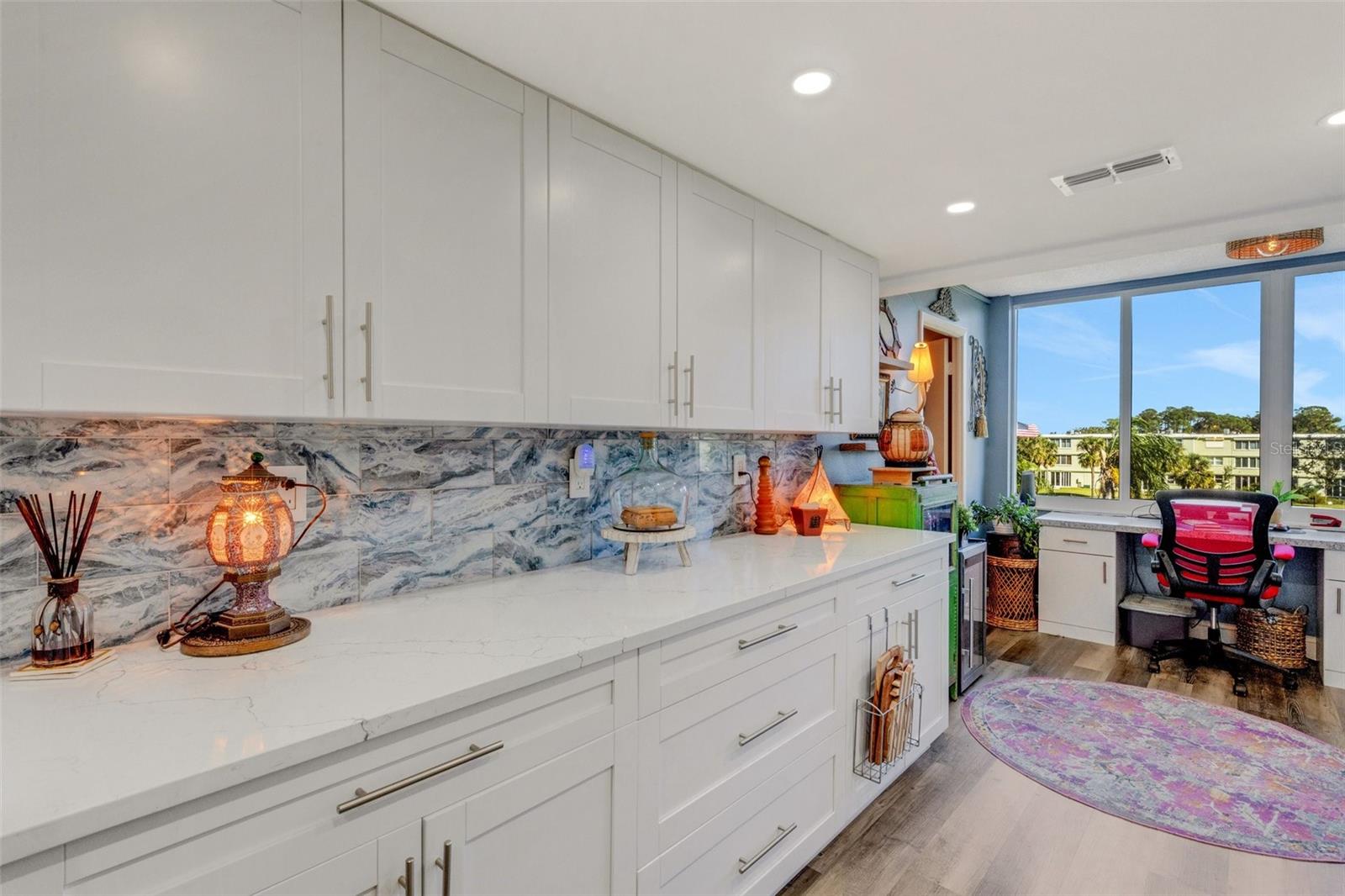 Image 16 of 26 For 4705 1st Street Ne 326