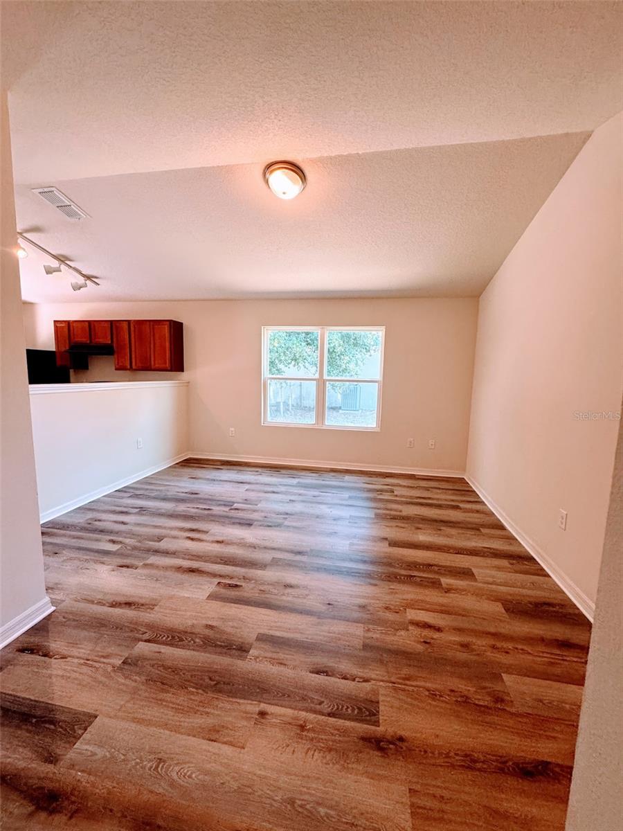 Image 5 of 17 For 3475 Sugarfoot Drive