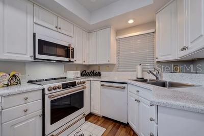 Image 20 of 77 For 4950 Gulf Boulevard 409
