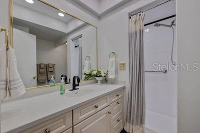 Image 27 of 77 For 4950 Gulf Boulevard 409