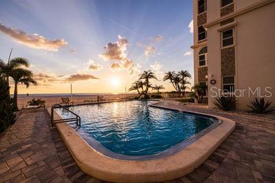 Image 33 of 77 For 4950 Gulf Boulevard 409