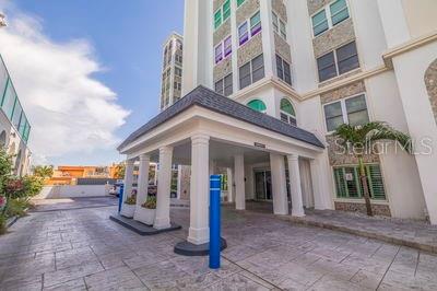 Image 4 of 77 For 4950 Gulf Boulevard 409