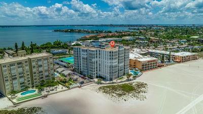 Image 65 of 77 For 4950 Gulf Boulevard 409