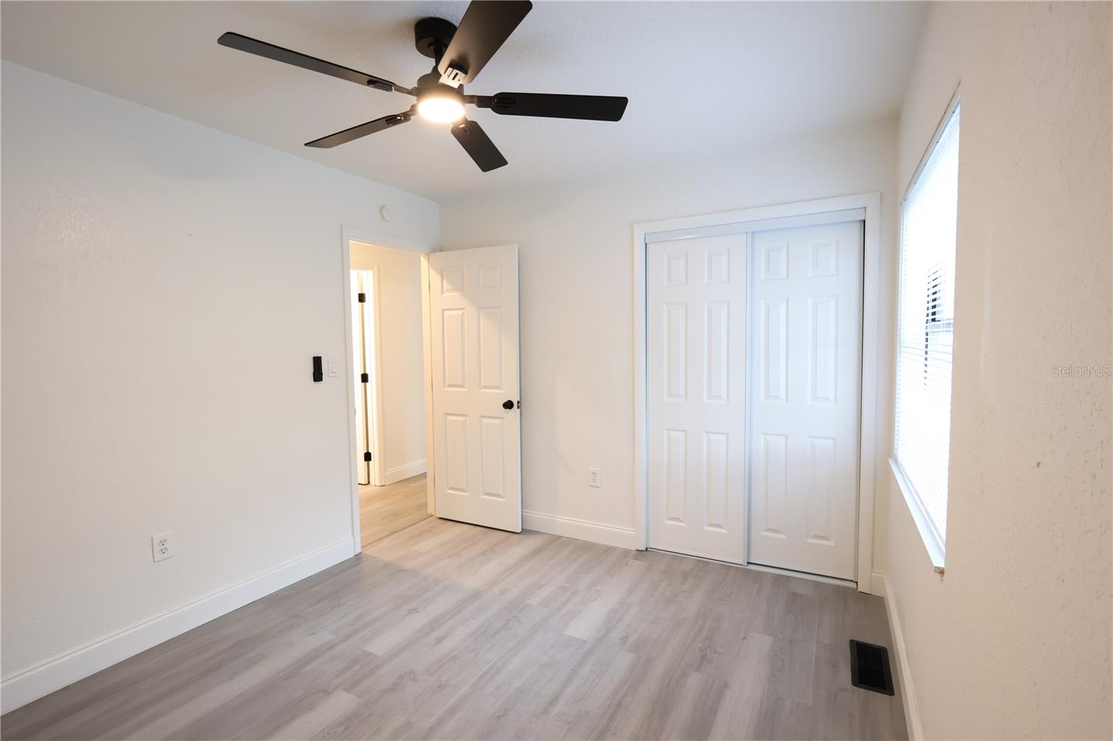 Image 19 of 55 For 808 Clara Avenue