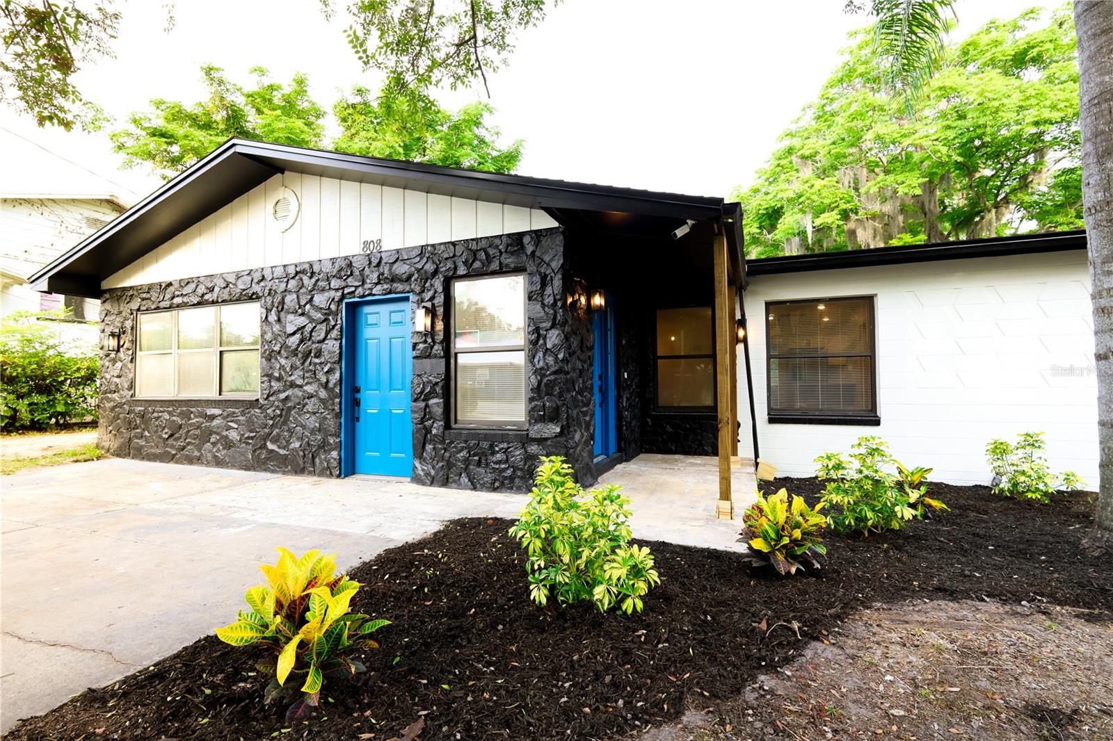 Image 2 of 55 For 808 Clara Avenue