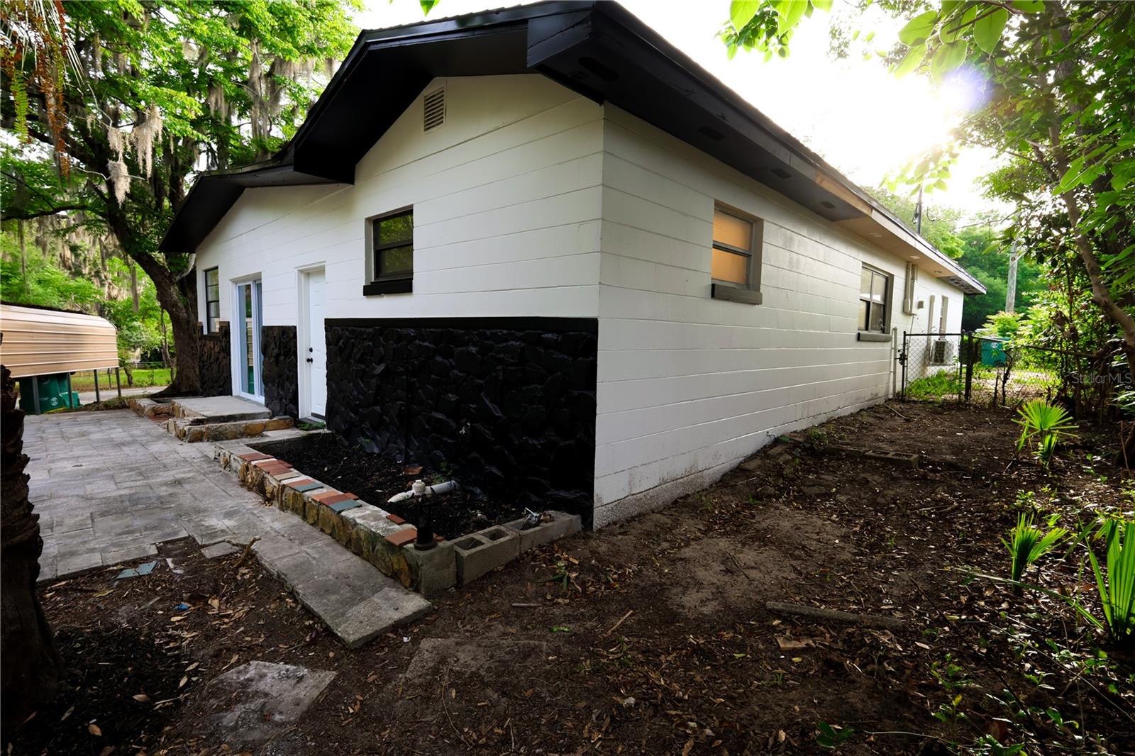 Image 47 of 55 For 808 Clara Avenue