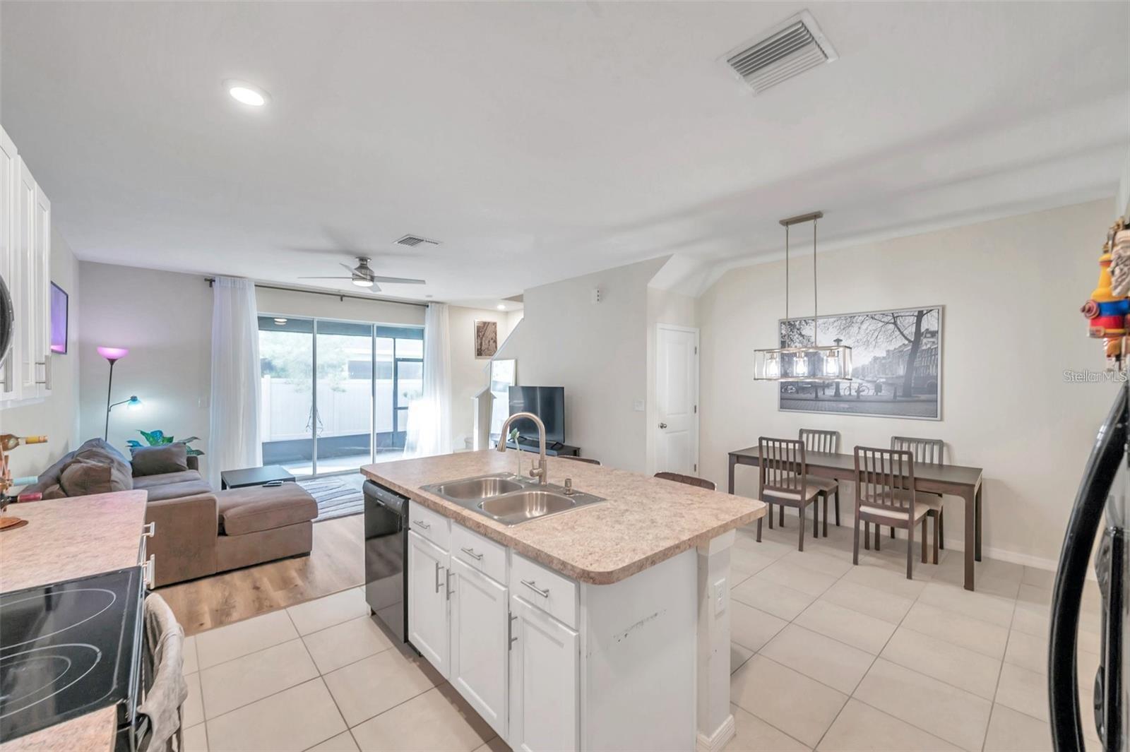 Image 13 of 54 For 3828 Vignoble Lane