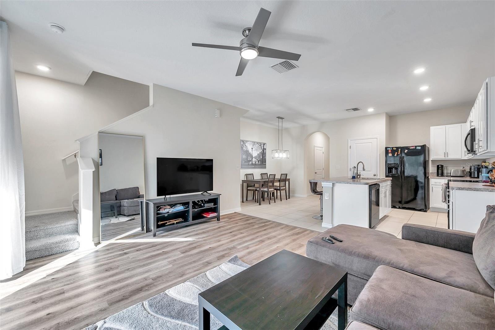 Image 2 of 54 For 3828 Vignoble Lane