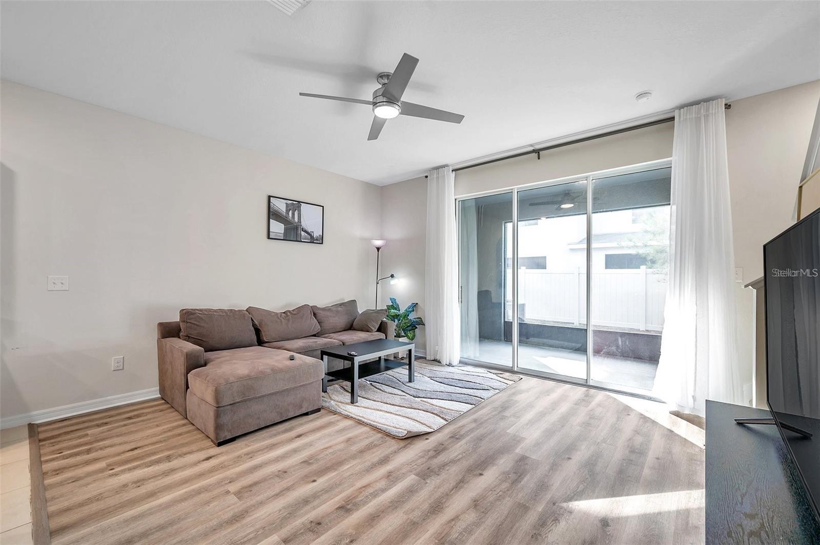 Image 3 of 54 For 3828 Vignoble Lane