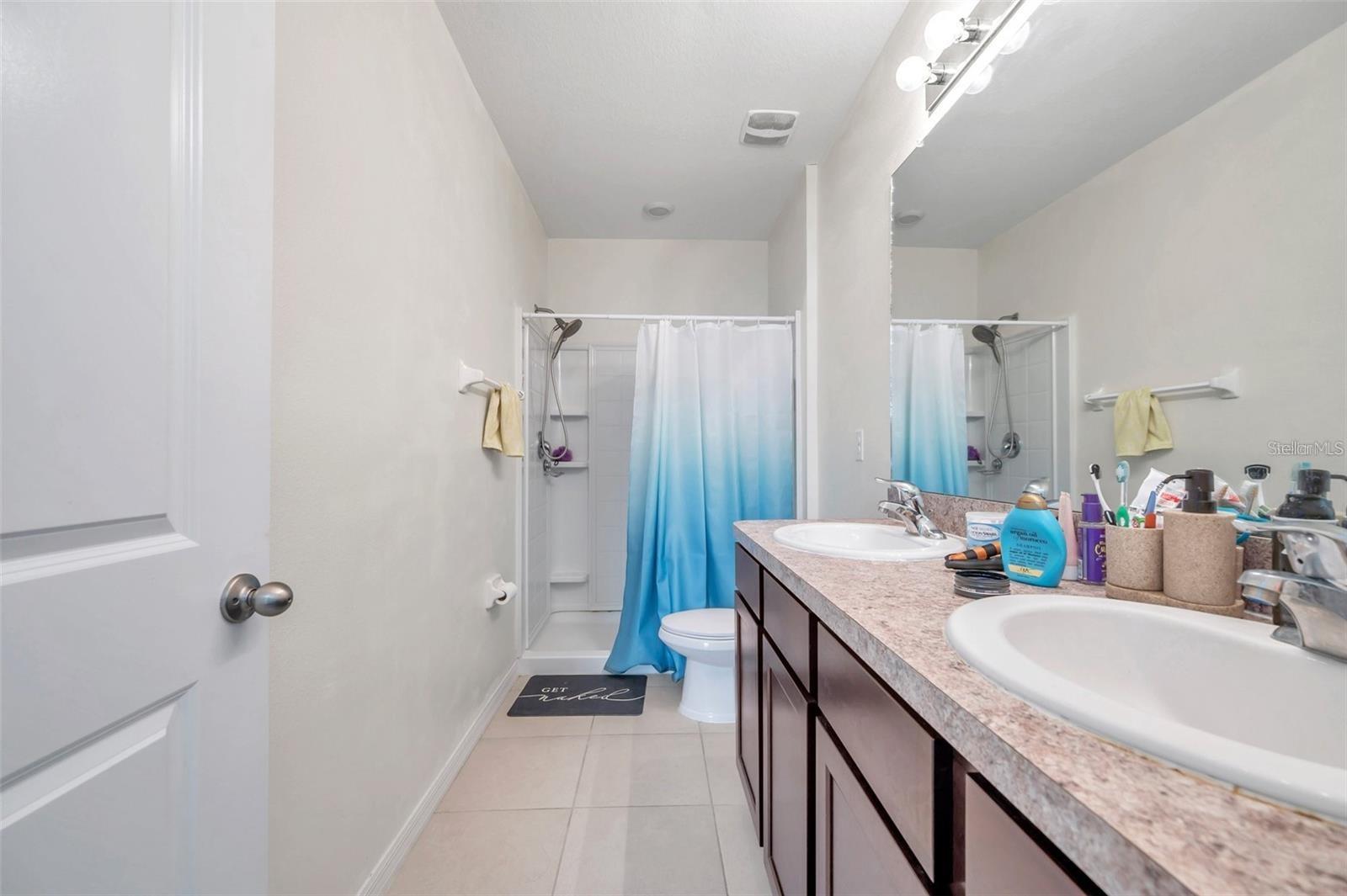 Image 32 of 54 For 3828 Vignoble Lane