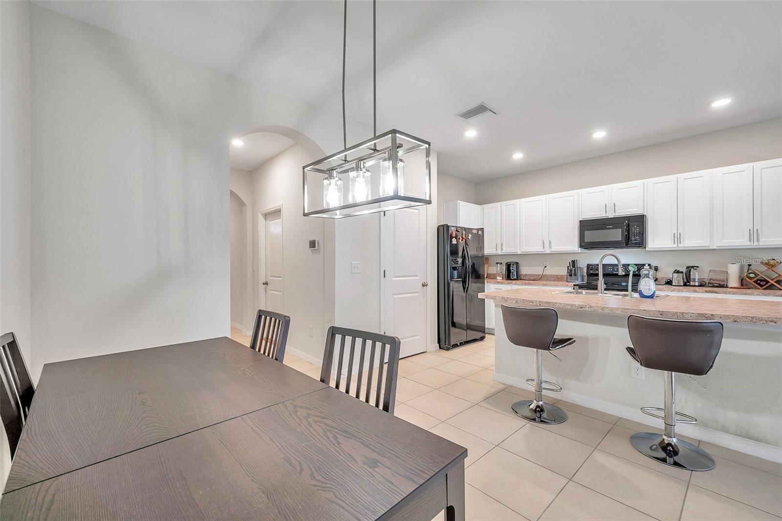 Image 7 of 54 For 3828 Vignoble Lane