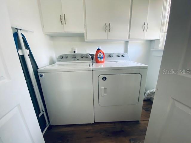 Listing photo id 18 for 2836 5th Avenue N