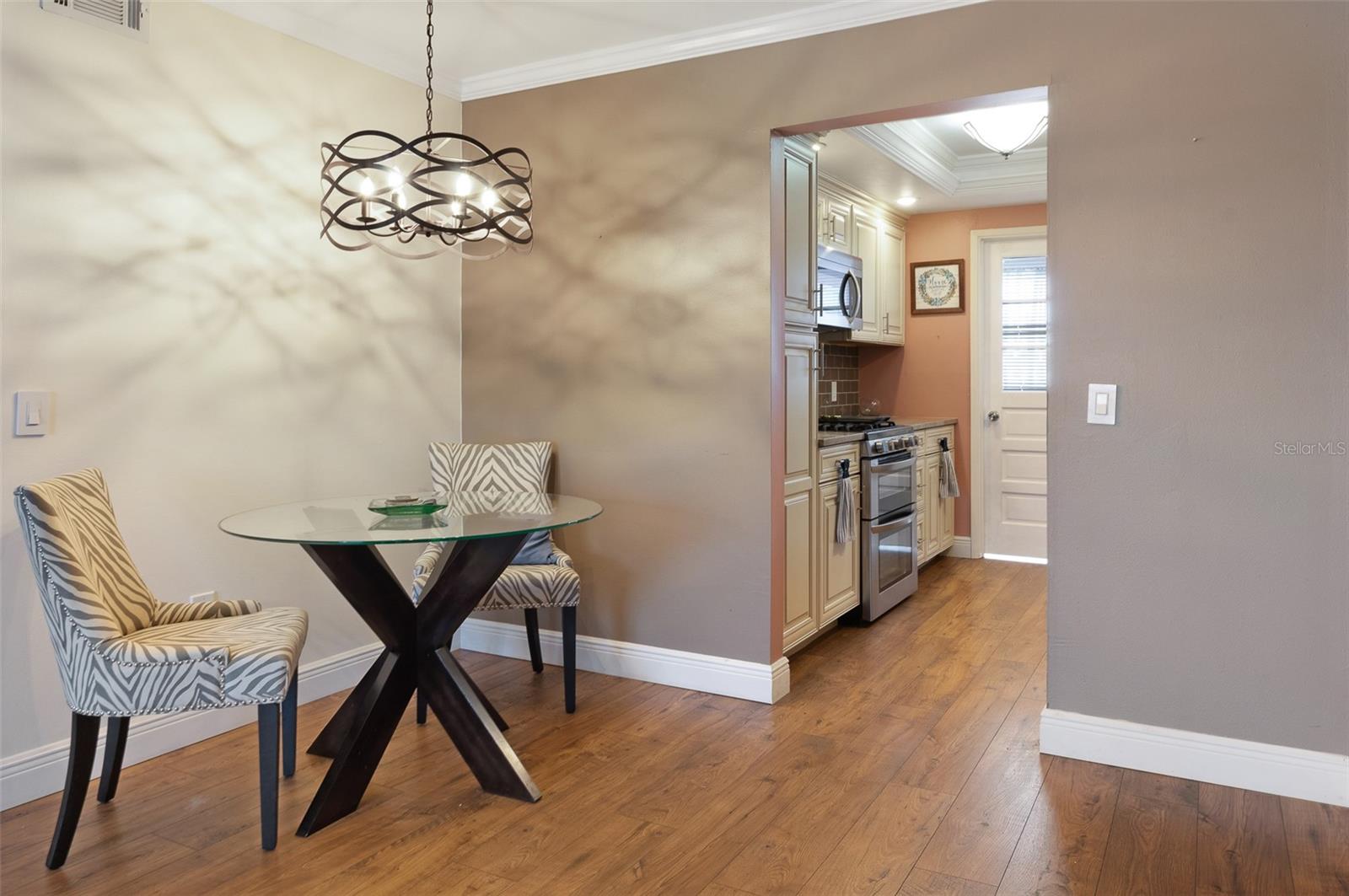 Image 10 of 43 For 6015 19th Street N 311