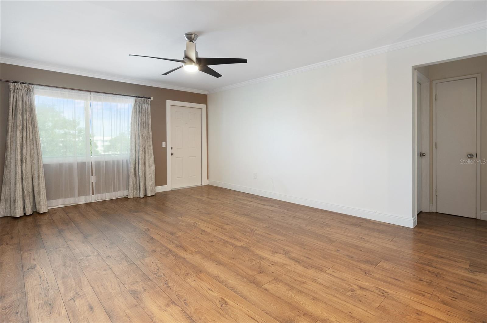 Image 5 of 43 For 6015 19th Street N 311