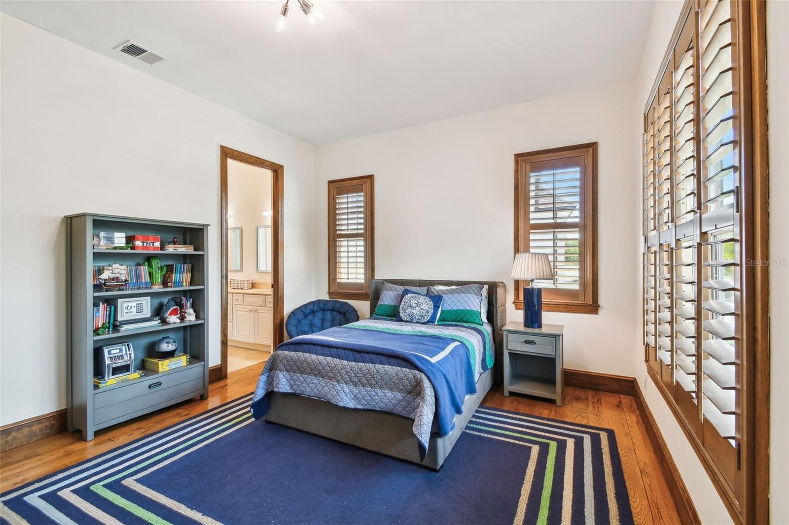 Image 30 of 48 For 4313 Beachway Drive
