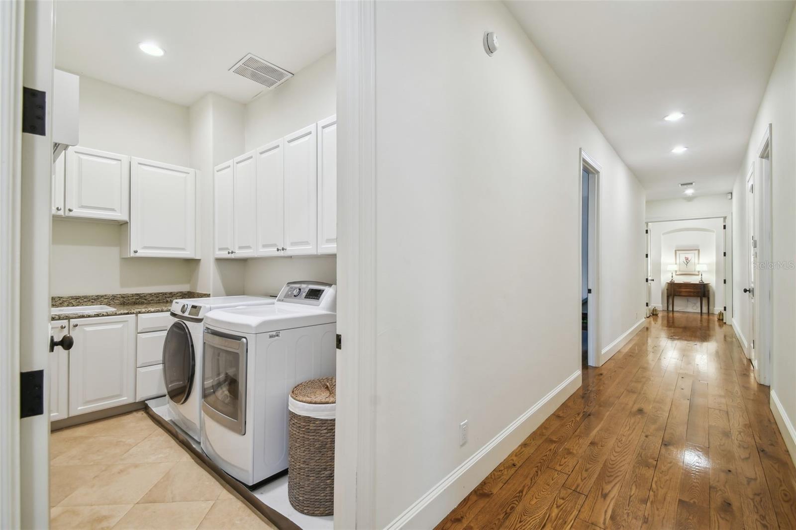 Image 32 of 48 For 4313 Beachway Drive