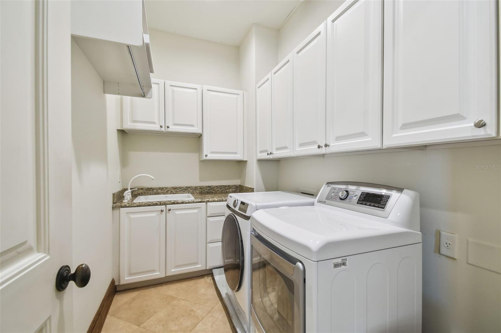 Image 33 of 48 For 4313 Beachway Drive