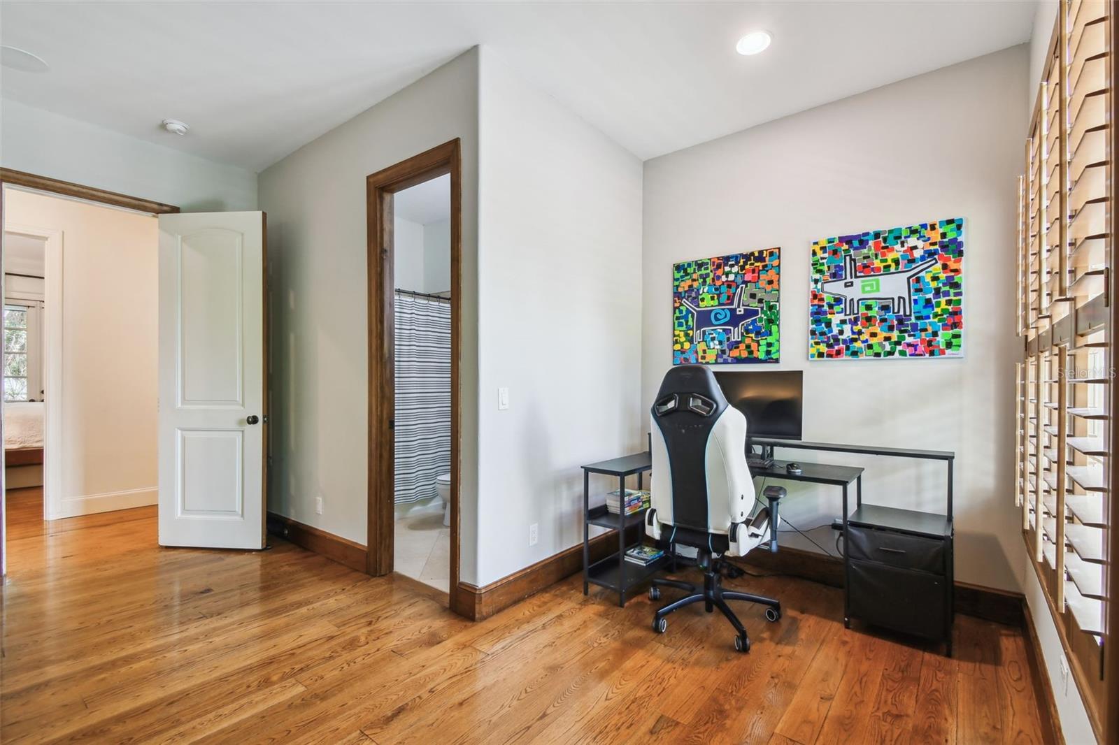 Image 35 of 48 For 4313 Beachway Drive