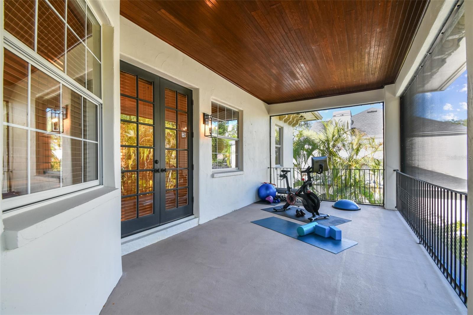 Image 38 of 48 For 4313 Beachway Drive