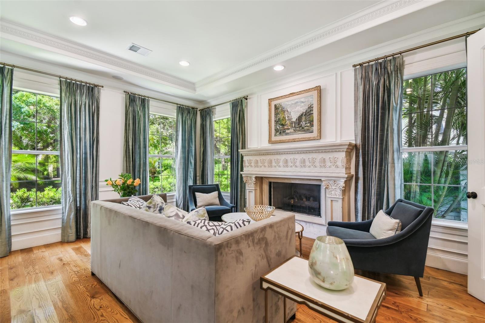 Image 4 of 48 For 4313 Beachway Drive