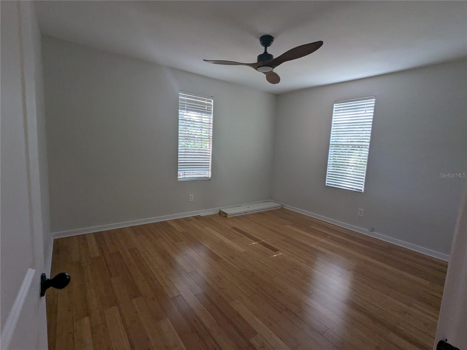 Image 18 of 20 For 801 Idlewild Avenue