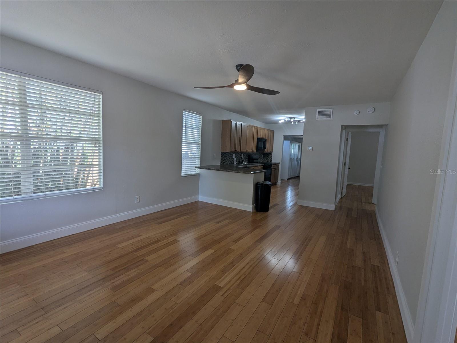 Image 3 of 20 For 801 Idlewild Avenue