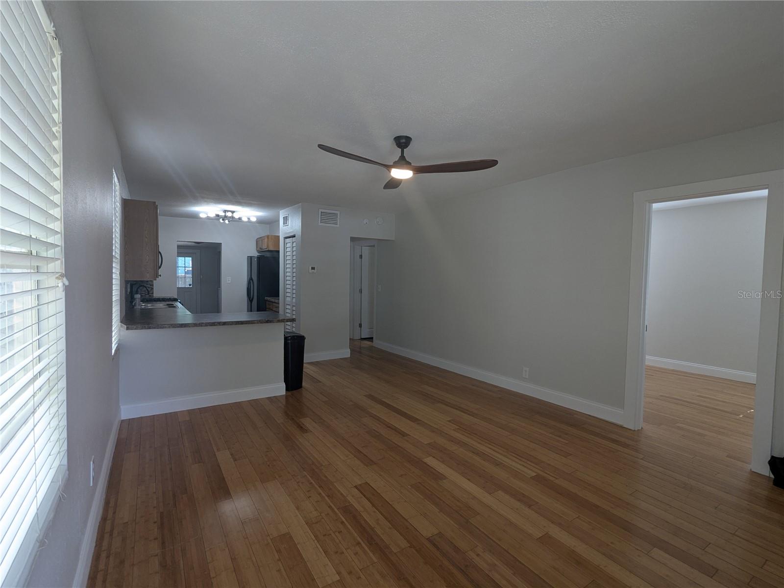 Image 4 of 20 For 801 Idlewild Avenue