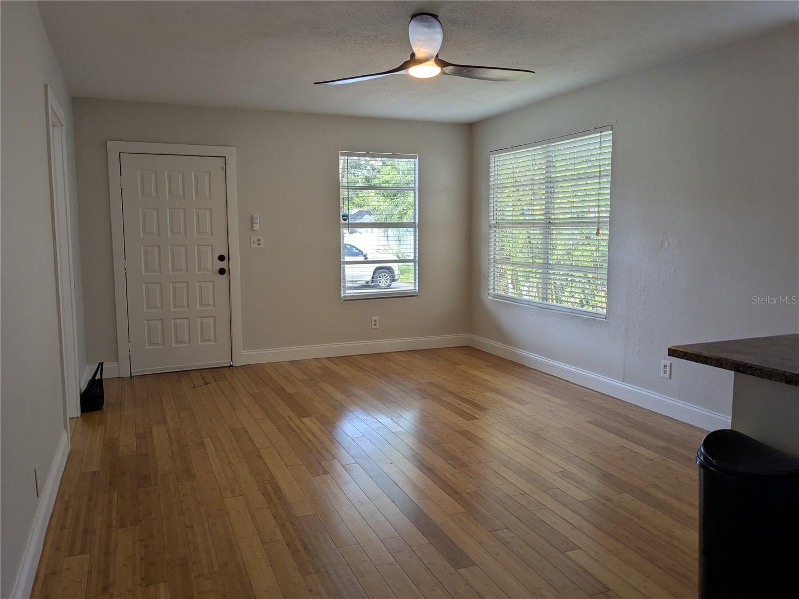 Image 5 of 20 For 801 Idlewild Avenue