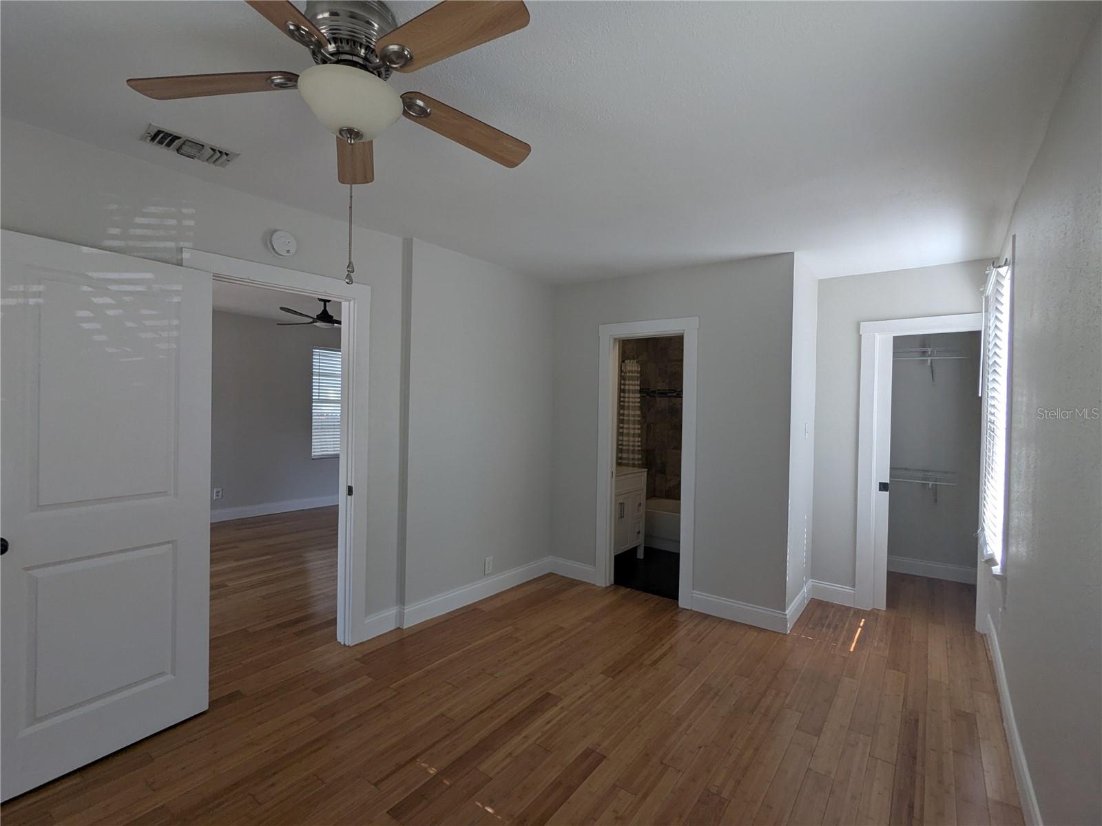 Image 6 of 20 For 801 Idlewild Avenue