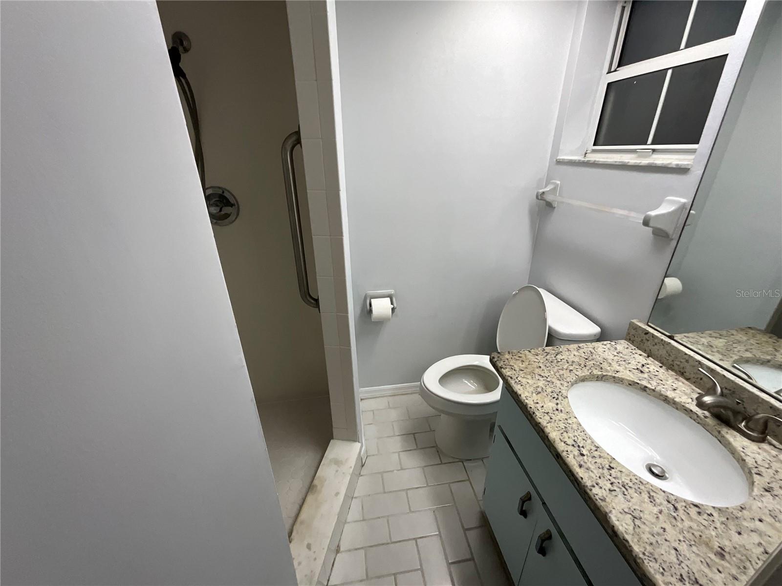 Image 7 of 17 For 6080 Seneca Street