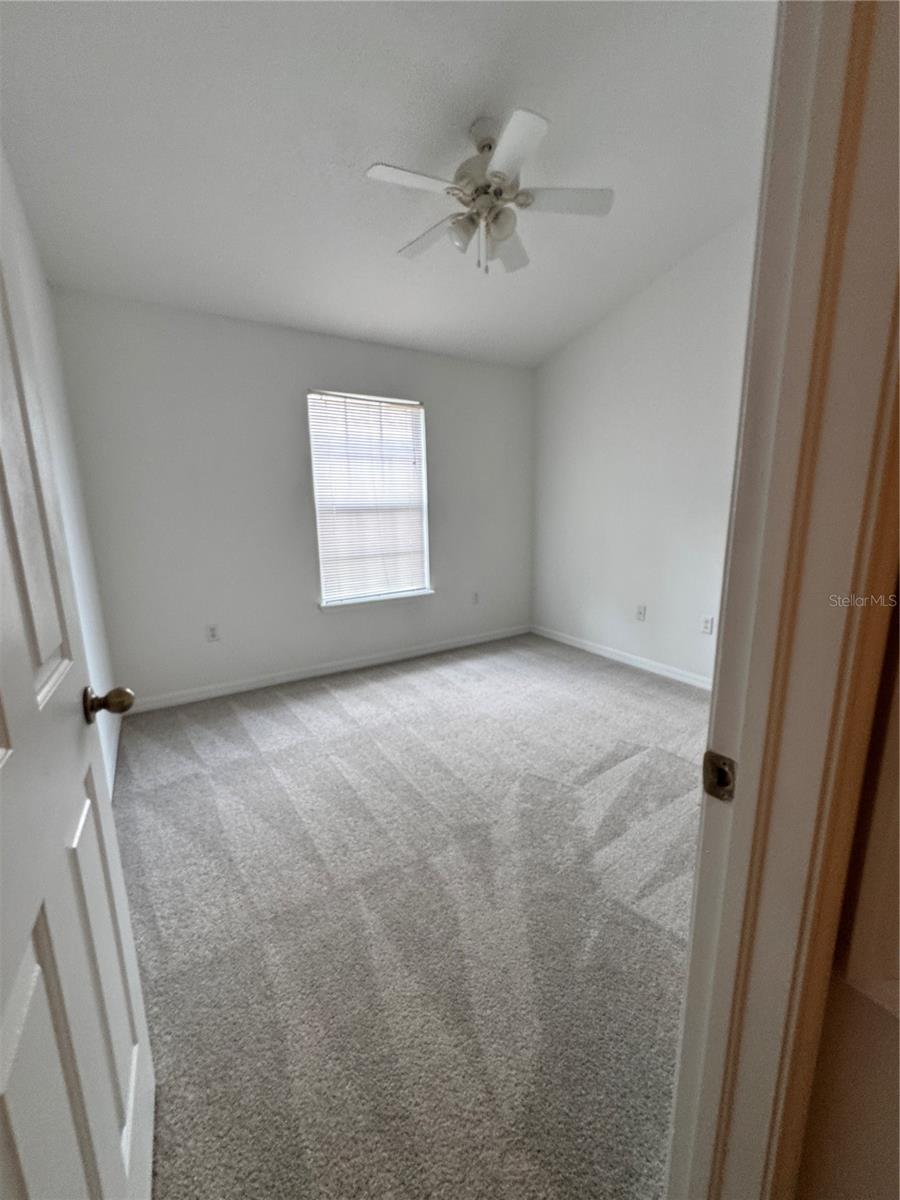 Listing photo id 9 for 27653 Pleasure Ride Loop
