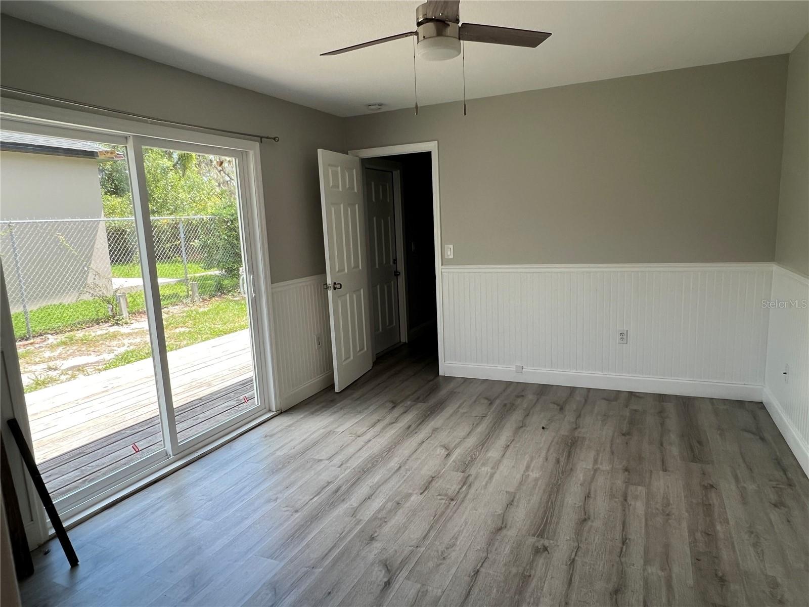 Image 11 of 21 For 10017 Hyaleah Road
