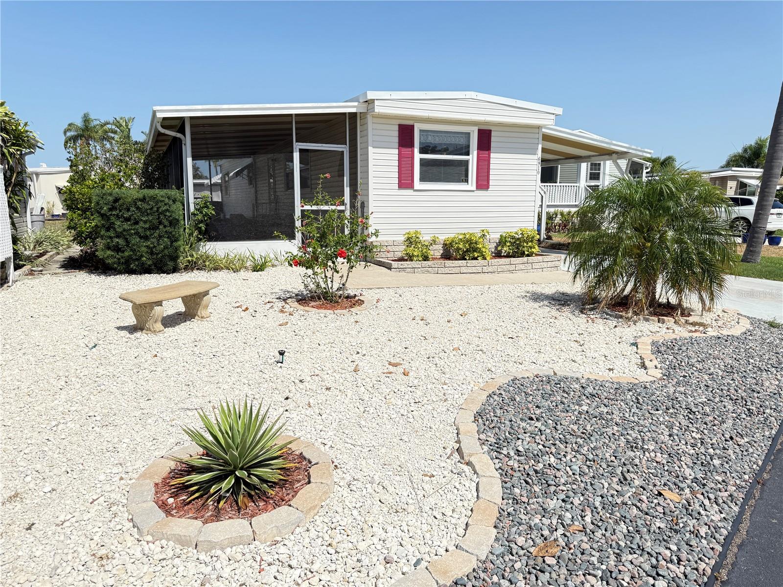 Details for 6910 Mount Orange Drive Ne 376, ST PETERSBURG, FL 33702