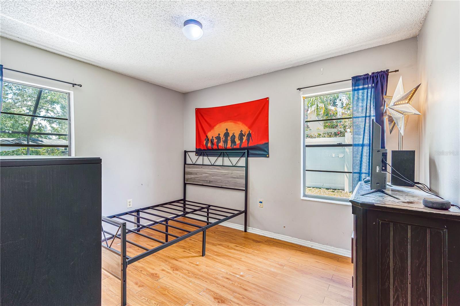 Image 11 of 14 For 1024 Dockside Drive