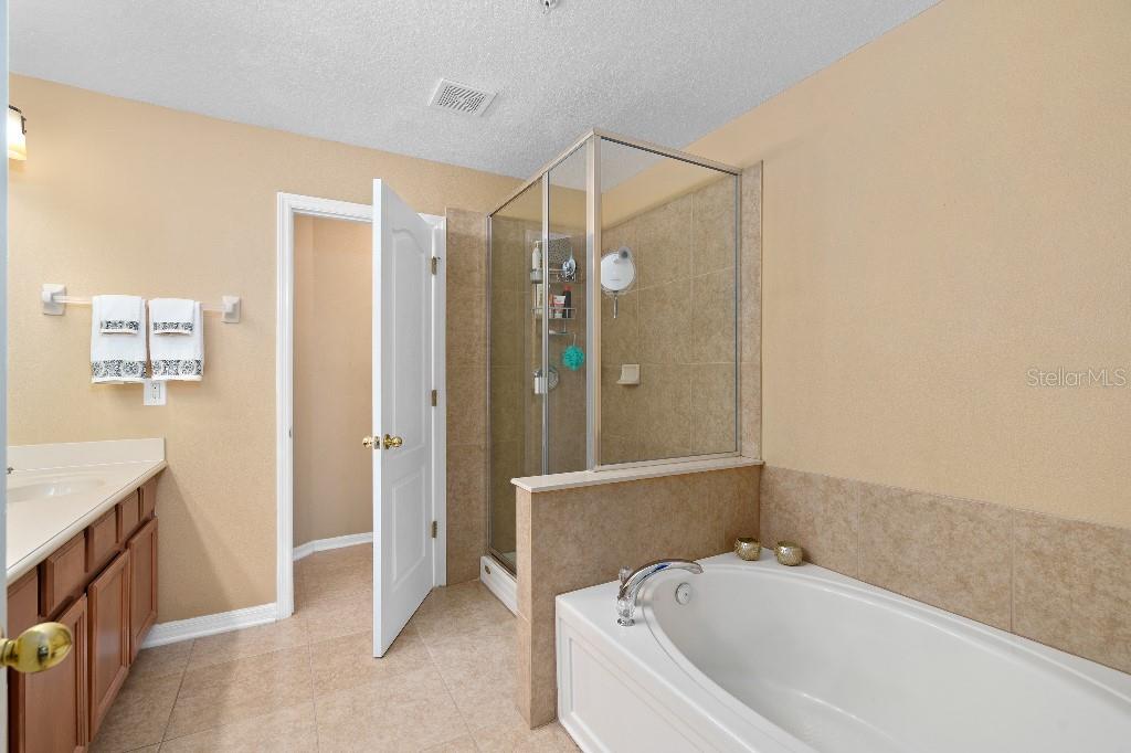 Image 10 of 15 For 2417 Passamonte Drive 1e