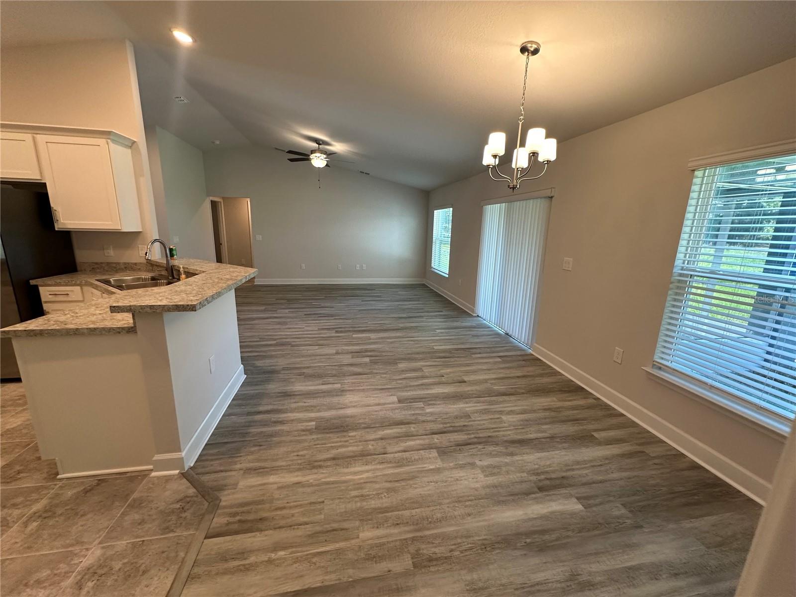 Image 11 of 30 For 1265 Groveland Lane