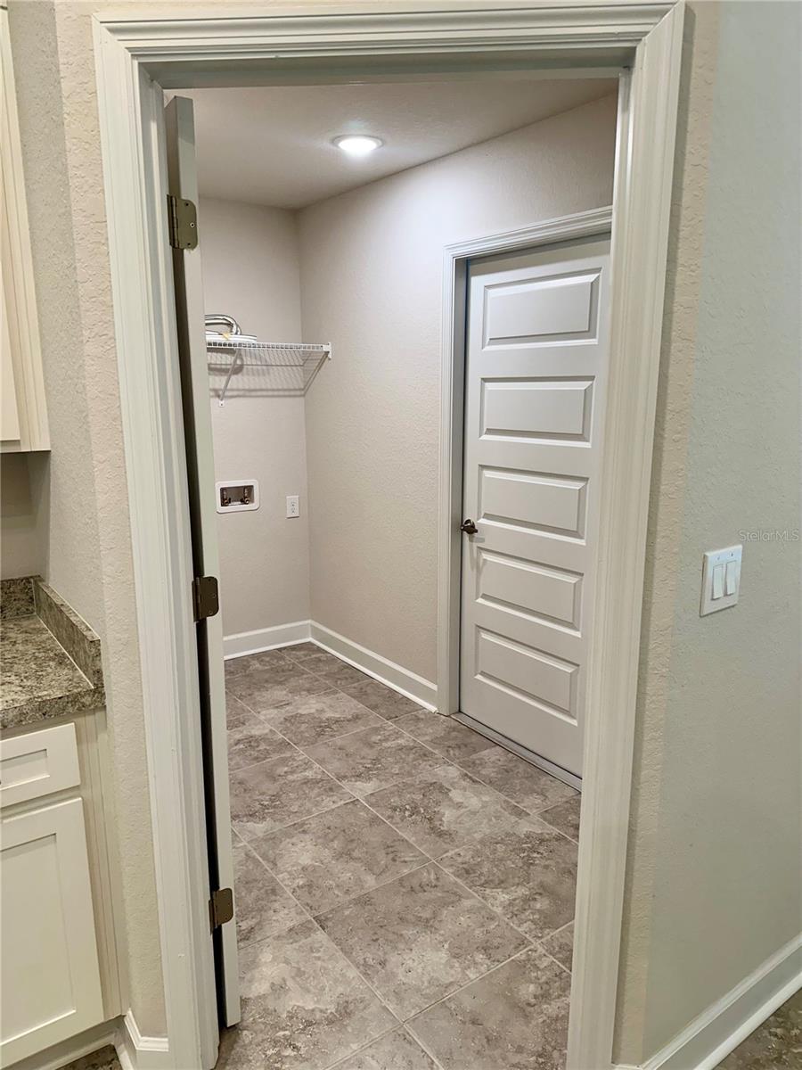 Image 23 of 30 For 1265 Groveland Lane