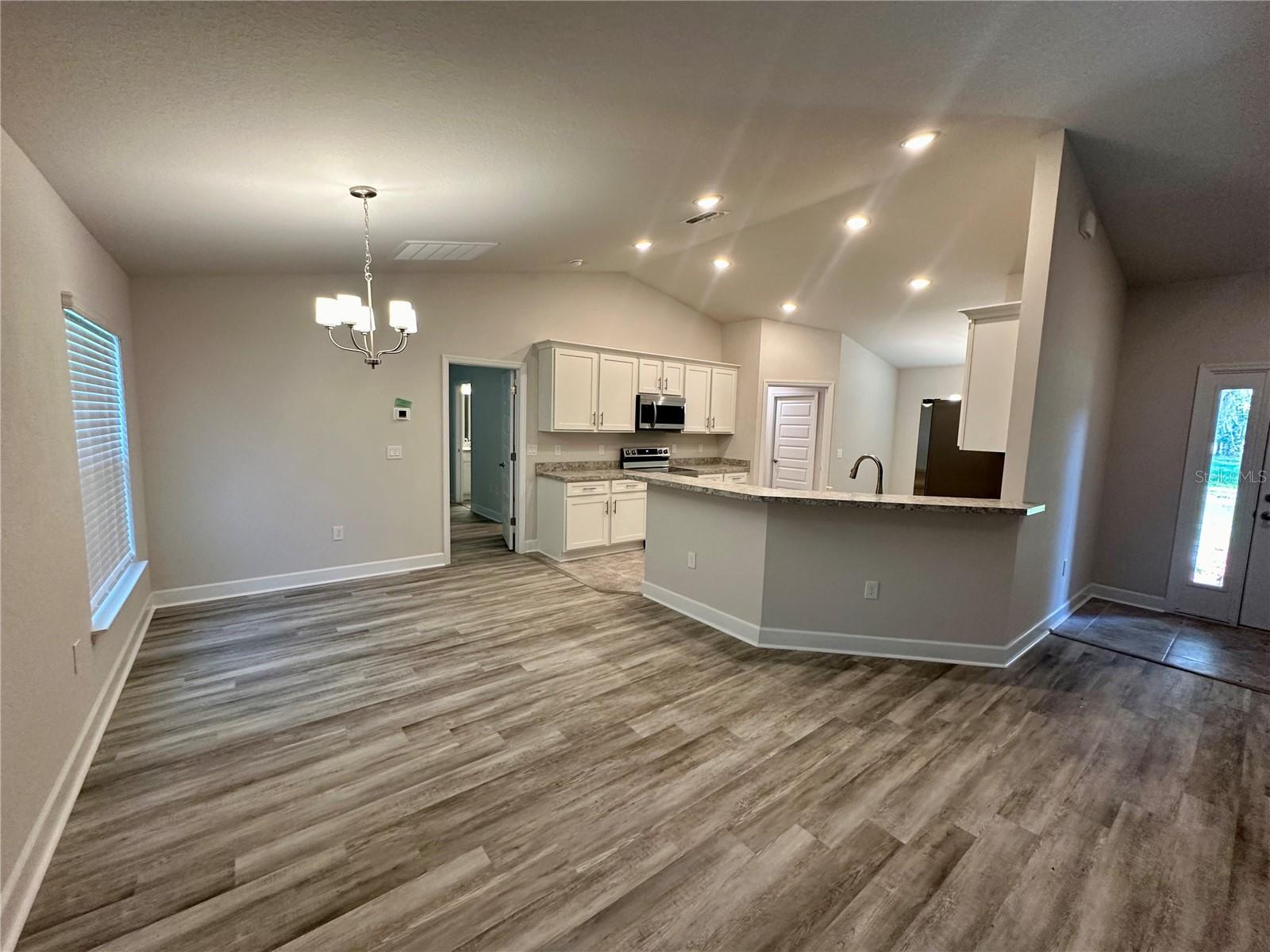 Image 4 of 30 For 1265 Groveland Lane