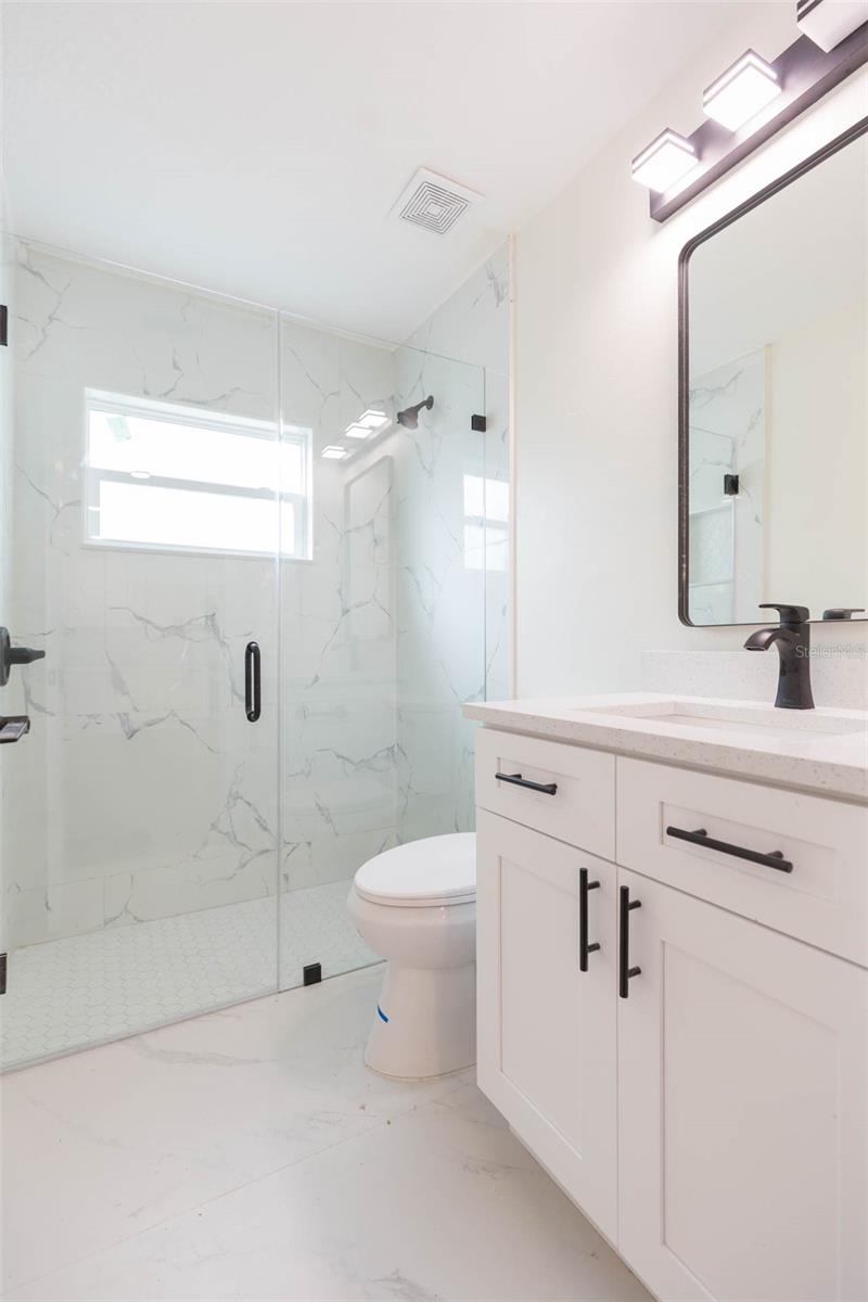 Image 16 of 34 For 12910 Longcrest Drive