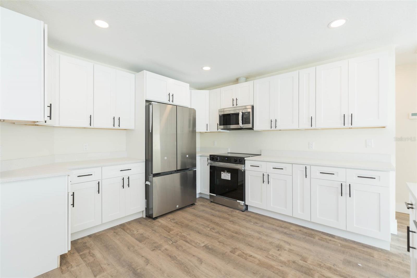 Image 4 of 34 For 12910 Longcrest Drive