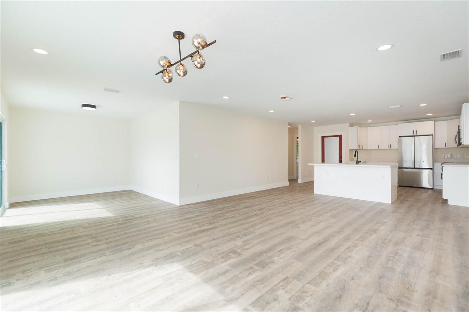 Image 8 of 34 For 12910 Longcrest Drive